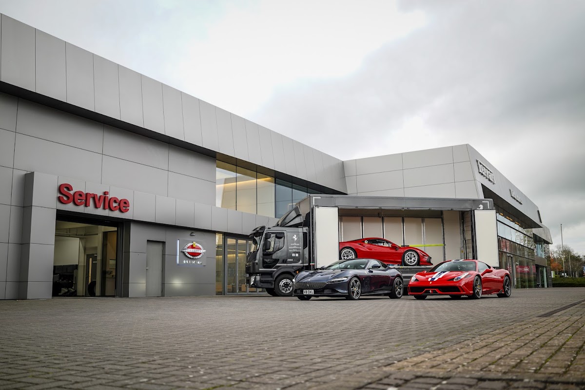 Official Ferrari Dealer - Dick Lovett, Swindon
