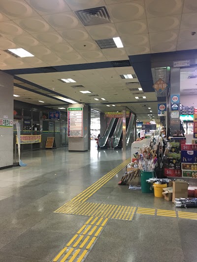 Photos of 남해터미널(주)