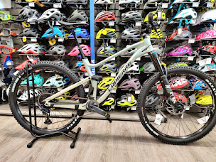 Photo n°34 de Intersport Briançon à Briançon (Magasin de vêtements de sport)