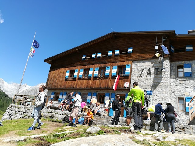 Shelter Valley Of Smoke