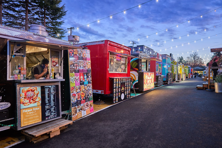 The Heist Bar & Food Carts by null