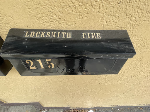 Locksmith Time - Visual