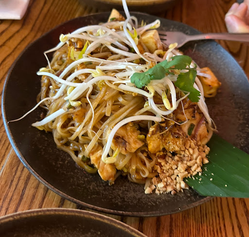 Mango Tree Thai - Visual