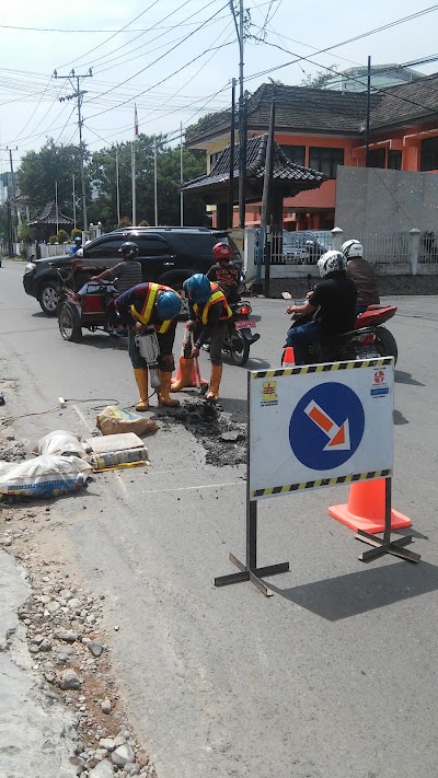 Photos of Toko Ceria XL