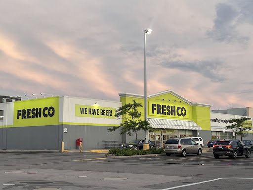 FreshCo Queenston & Nash
