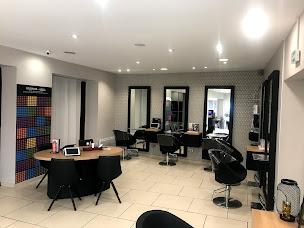 Photo n°11 de Alcôve coiffure & beauté à Avelin (Salon de coiffure)