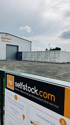 Photo n°6 de selfstock.com à Certines (Garde-meubles en libre-service)