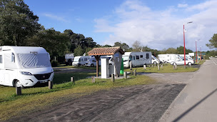Photo n°3 de Aire Camping-Car Park à Gastes (Terrain pour camping-cars)