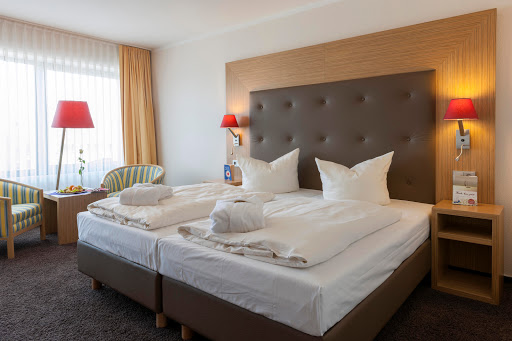 Upstalsboom Hotel Am Strand - Thumbnail