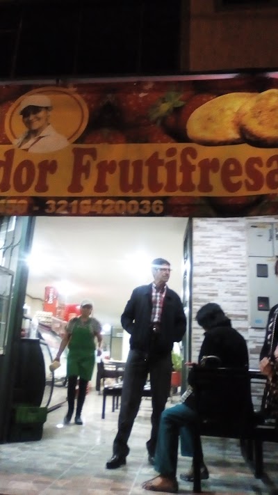Photos of Arepas Boyacences Fresas Con Crema