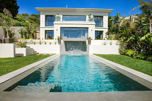 Photo n°19 de R-House Design : Construction, Rénovation & Décoration à Antibes (Société de construction de piscine)