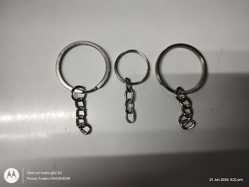 Key Ring used by pipe cleaner keychain post image