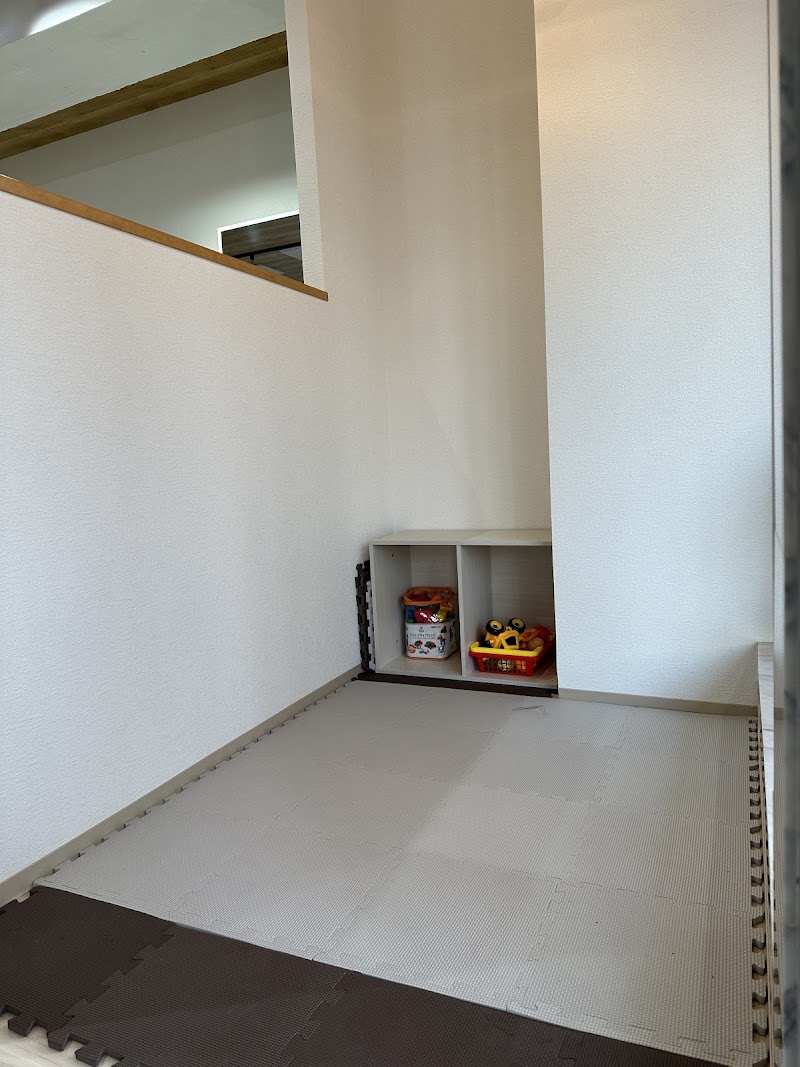 Aimer Hair Design Lewis/弘前市/縮毛矯正/白髪ぼかし/髪質改善