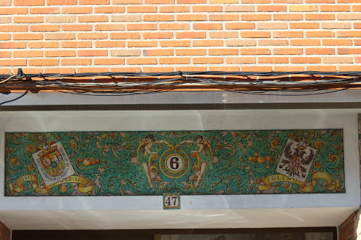 Ceramica Artistica De La Cal Barreira Gallery - Spain