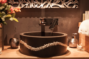 Photo n°23 de Maison Seignou - Maison d’hôtes - Spa & Massages à Azet (Spa en extérieur)