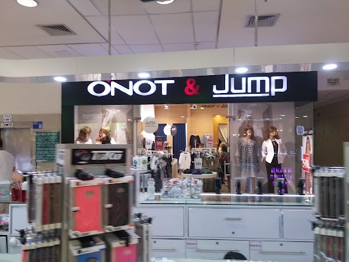 ONOT & JUMP - Giron Mall, Author: Nir Avraham