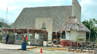 Photos of Cenotes X'kek&eacute;n y Samula