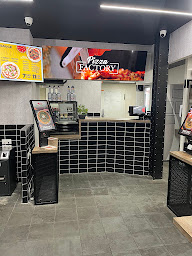 Photo n°27 de Pizza Factory à Paris (Pizzas à emporter)