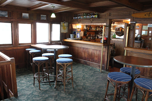 Idler Riverboat & Dockside