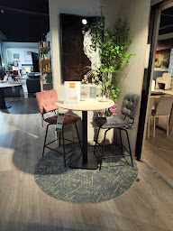 Photo n°2 de H&H BARENTIN ROUEN - meubles - canapés à Barentin (Magasin de tapis)