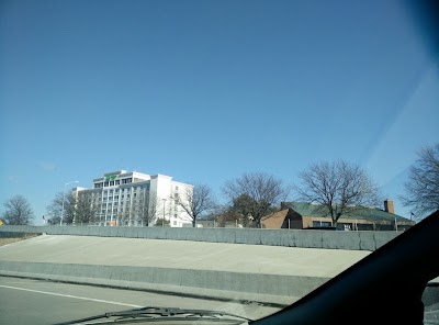 Photos of Holiday Inn Express & Suites Independence-Kansas City