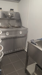 Photo n°2 de Friterie l'Officine à Cogolin (Friterie)