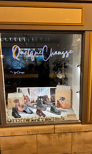 Quelquechausse - Visual