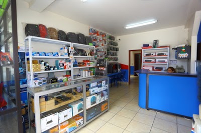 Photos of Compumax