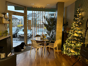 Photo n°22 de Apparences - Mylène C à Annecy (Espace de coworking)