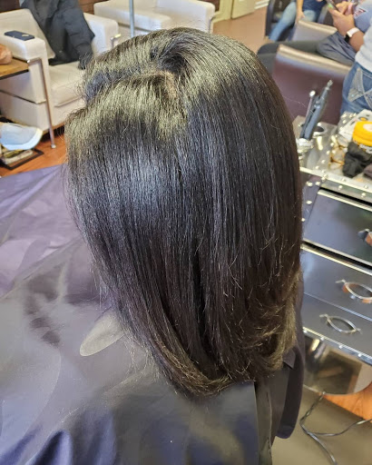 Salon Hair Therapy - Thumbnail