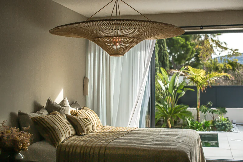 Suites 23