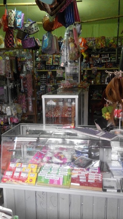 Photos of Toko Dewwy_Accessories