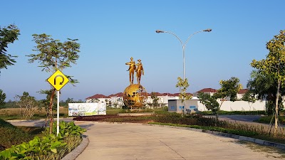 Photos of Toko Gultom