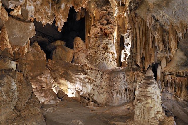 Grottes d'Isturitz et d'Oxocelhaya