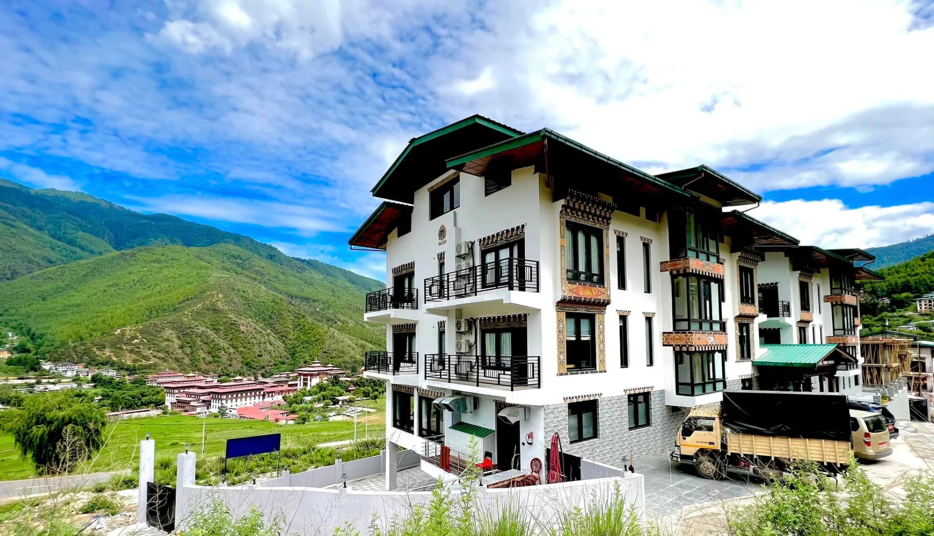 Drukgyal Twin Tower Hotel in Thimphu City