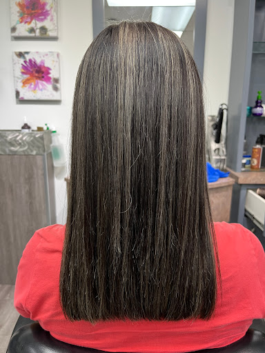 About U Salon & Spa - Thumbnail