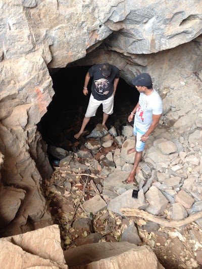 Photos of Diulanegoda Ancient Temple දිවුලෙනගොඩ පුරාණ විහාරය