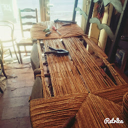 Photo n°9 de La Chaiserie De Nimes Rempaillage paillage de chaise Cannage de chaise a nimes tapissier a nimes. à Nîmes (Tapissier décorateur)