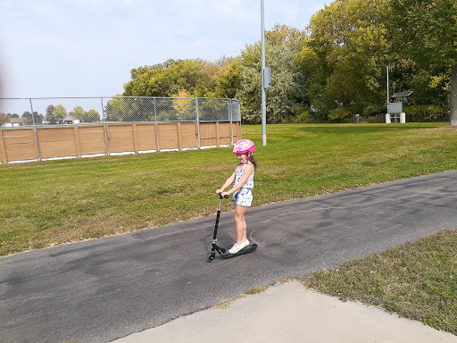 Highview Heights Park - Thumbnail
