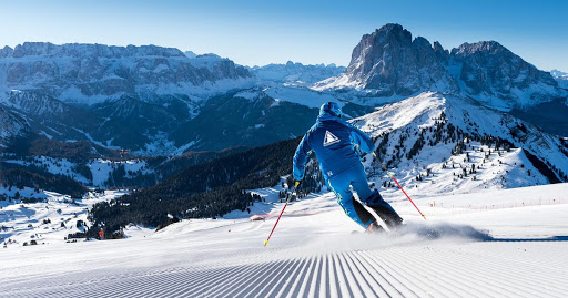 The Ski Garage
