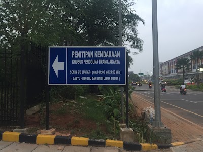 Photos of Park & Ride Transjakarta Summarecon Bekasi