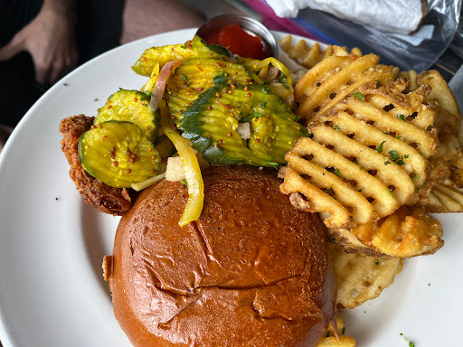 Ragtime Restaurant - Visual