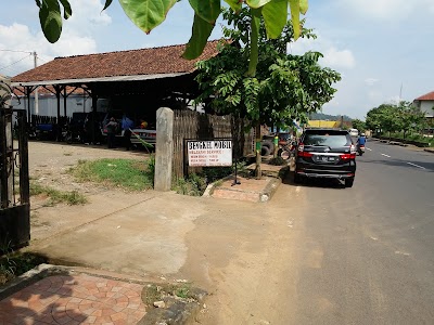 Photos of Bengkel Mobil Pak Tono