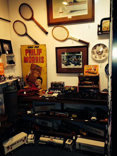Antique Outfitters - Thumbnail
