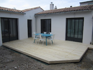 Photo n°2 de Terrasse bois - Jolywood à Croix-Chapeau (Constructeur de terrasses)