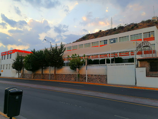 East Institute Querétaro Gallery - Mexico