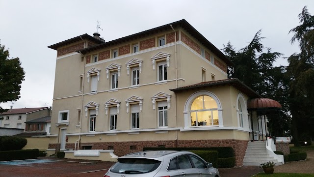 Logis Hôtel le Château Blanchard