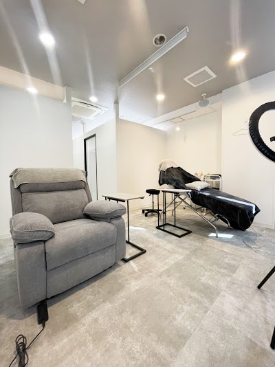 Awww! tokyo（エーダブトーキョー）