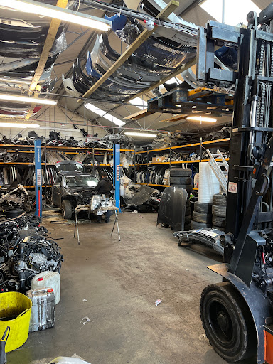 Master car breakers - Visual