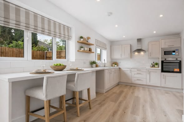 Riva Lily Estate Agents photo 3